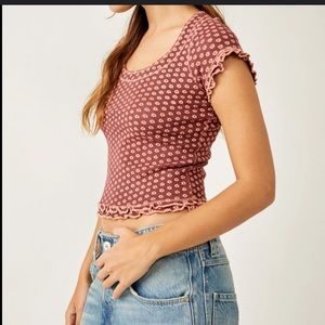 FREE PEOPLE LADIES SWEET & SALTY TEE SHANDY STYLE NWOT IT IS A LIGHTWEIGHT KNIT